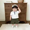 Conjunto Casual de Verão com Manga Curta para Meninos, Roupa de Exterior Fina de Verão para Bebê, Shorts Versátil Moderno e Estiloso