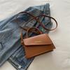 Bolso Pequeño Vintage Bolso de Mujer 2024 Nueva Moda Otoño e Invierno Bolso Bandolera de Hombro Bolso Cuadrado Pequeño Portátil de Mujer de Alta Gama