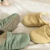 Mules Femininas Birkenstock 2026 Novo Estilo Bico Fechado Solado Macio Antiderrapante Slip-On Versátil para Exterior Sapatos Preguiçosos