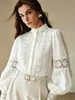 Nuevo top de estilo europeo y americano estilo francés con cuello alto y mangas abullonadas para mujer, camisa versátil de moda con empalme de encaje calado