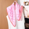 Lenço Quadrado Elegante Floral 70cm para Mulheres, Lenço de Seda Suave e Gracioso, Novo Lenço Decorativo Versátil de Primavera e Verão, Lenço de Pescoço para Mulheres