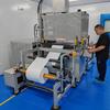 Máquina de Estampado en Caliente por Presión de Aceite Zhenfei Equipo Máquina Grande de Estampado en Caliente sobre Papel Máquina de Repujado Plano Personalización