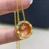 Collar de Hielo de Agua Luna de Alta Calidad para Mujer Patrón de Diamante Chapado en Oro Rosa 18k Cadena de Lana Coco de Lujo Ligero