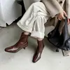 Botas Femininas de Inverno 2026 Estilo Coreano, Salto Bloco Médio, Bico Quadrado Delicado, Elásticas Aderentes à Perna, Salto Baixo Temperamento, Para o Trabalho, Emagrecimento