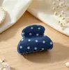 Novo grampo de cabelo acrílico azul marinho com bolinhas e formato de osso com design vazado, acessório de cabelo fofo e elegante para meninas