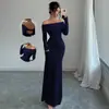 2026 Nuevo Otoño Transfronterizo de Un Hombro Moda Adelgazante Temperamento Socialité Sexy Vestido de Cadera Envuelta Ropa para Mujer