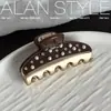 Un Nuevo Pinza para el Cabello de Acetato de Lan con Diseño de Perlas Estrelladas, Estilo Wangduomei, para Mujer, Adecuado para Cabello Semi-Recogido en la Parte Posterior de la Cabeza, Accesorio para el Cabello Tipo Pinza de Tiburón