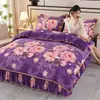 2026 Novo Conjunto de Quatro Peças em Lã de Leite de Peso Elevado Flanela Espessa Fleece Coral Fleece Sable Dourado Estilo Saia de Cama com Estampa Fleece