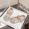 Zapatos de Princesa de Cristal para Niñas Nuevos Zapatos de Cuero para Niños Moda Verano 2026 Zapatos Brillantes de Cristal Zapatos de Baile Únicos