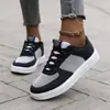 Zapatos Deportivos de Talla Grande 44 Transfronterizos, Zapatos de Malla Modernos Negros para Estudiantes de Secundaria Femeninas, Zapatos para Correr Transpirables con Diseño Hueco Fly-Knit