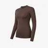 Ropa interior térmica para mujer hecha a medida, de alta calidad, corte ajustado y diseño sencillo, con cuello semi-alto y fabricada con una mezcla de cachemira y lyocell.