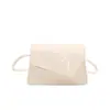 Bolso Pequeño Cuadrado de Color Sólido Lujo Ligero Modelo Nuevo 2026 Bolso de Hombro Versátil de Gama Alta Bolso Cruzado Elegante con Temperamento de Moda