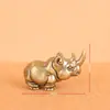 Venda quente transfronteiriça coleção antiga pingente de animal de latão maciço rinoceronte de cobre pequeno ornamento animal de estimação para chá artigos de cobre atacado artesanato