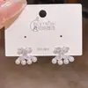 Pendientes Exquisitos y Pequeños de Cruz con Circonita y Perla para Mujer, Aguja de Plata 925, Elegantes Franceses, Nicho de Gama Alta para Mujer
