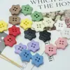 Botones de Estrella de Resina Coloridos de Cuatro Ojos Cosidos a Mano Botones de Estrella de Dibujos Animados para Niños para Abrigos y Suéteres Botones de Estrella de Cinco Puntas