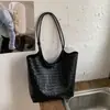 Bolso de Mimbre de Gran Capacidad para Mujer 2026 Verano Nuevo Bolso de Hombro Sencillo para el Trabajo Viaje Diario Bolso Tote