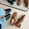 Estilo Luxo Leve Novo Modelo 2026 Salto de 3,5cm Mocassins de Corte Profundo Feitos de Couro Bovino Lavado de Couro de Flor Integral, Sapatos Femininos para Todas as Estações