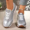 Nuevos zapatos deportivos casuales de cordones, elegantes, cómodos y a la moda, de suela plana, talla grande, para verano 2026, venta al por mayor para comercio exterior