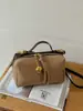 Bolso de mano retro para otoño e invierno, nuevo bolso de hombro mate de moda para mujer 2026, bolso cruzado de gamuza para ir al trabajo