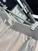 Pantalones Cortos Deportivos de Secado Rápido Gris Claro para Hombre Verano Delgados Frescos Transpirables Pantalones Cinco Puntos para Correr al Aire Libre Pantalones Rectos