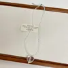 Collar de Cadena Irregular con Perlas de Cristal Blanco de Lujo Ligero Estilo Francés para Mujer Cadena para Clavícula Dulce Fresca Chica Picante de Nicho de Moda