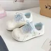 Zapatos Blancos Estilo Japonés con Estrella para Entrenamiento Mujer Otoño 2026 Nuevos Estudiantes Versátiles con Faldas Hacen que los Pies se Vean Más Pequeños Zapatos Casuales de Tabla