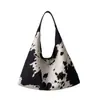 Bolsa de Mano Personalizada Transfronteriza con Estampado de Vaca, Gran Capacidad, Bolso de Moda Diaria para el Trabajo, Nuevo Bolso de Mano y Bolso de Hombro de Moda para Mujer