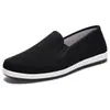 Sapatos de Pano Velho de Pequim Masculinos e Femininos Slip-on Antiderrapantes Resistentes ao Desgaste Sapatos de Trabalho Modernos Respiráveis Estilo Chinês Sapatos de Pano Pretos para Jovens