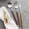 Juego de tres piezas de cuchillo, tenedor y cuchara para carne de madera de color portugués de fábrica, vajilla de estilo occidental de acero inoxidable 304, cuchara, tenedor.