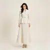 Conjunto de Duas Peças Karolina com Top de Renda Decote V e Saia para Mulheres Outono Traje de Trabalho Slim Fit Terno de Alto Padrão com Temperamento