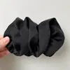 Pinza de plátano de satén de alta gama estilo coreano con pliegues de nube, color liso simple, clip vertical, adecuado para coletas altas y recogidos, accesorio para el cabello versátil y elegante