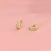 Brincos Estrela Triângulo Estrela de Zircônia Retrô para Mulheres, Design Elegante Único, Brincos Versáteis em Forma de Coração Atacado