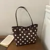 Bolsa de ombro tote de camurça com poá retrô transfronteiriça, uma bolsa de mão grande casual e estilosa para mulheres, perfeita para o trabalho