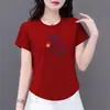 Camiseta Curta de Verão Feminina 2026 da Mamãe, Gola Redonda, Estampa de Desenho Animado, Petite, Emagrecedora, Casual, Moderna, Estilosa