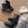 Botas Western de Nuevo Estilo Otoño/Invierno 2026 para Niñas con Hebilla de Cinturón para Niños Mayores, Botas Martin de Estilo Británico Versátiles y a la Moda para Niños