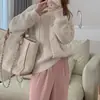 Estilo coreano outono e inverno Novo Estilo preguiçoso suave elegante vintage torcido gola redonda cardigã de malha suéter casaco feminino top