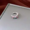 Brincos de Clipe Redondos Coloridos de Zircônia em Camada Dupla para Mulheres Sem Orelhas Furadas, Ear Cuffs com Design Único de Nicho, Brincos de Luxo Leve de Alta Qualidade