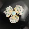 Broche de Flor de Zirconia Azul Rosa de Lujo de Gama Alta con Incrustaciones de Piedra, Pin Floral Tridimensional para Mujer