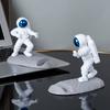 Ornamento Minimalista de Luxo Leve Astronauta Kung Fu Suporte de Celular para Astronauta Gadget para Maratona de Séries Presente de Aniversário para Pessoa Preguiçosa