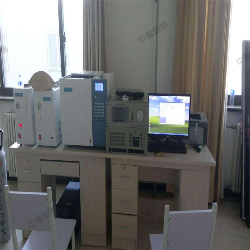 14163875926_1823631310