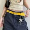 Cinto Amarelo Trançado Estilo Coreano para Mulheres, Design Único, Cinto de Couro Minimalista com Fivela de Metal, Combinado com Jeans para um Look Moderno