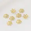 Banhado a Ouro 14K18K Conserva Cor Bandeja Flor Oca Tampa Flor Bandeja de Contas DIY Pulseira Colar Joias Espaçador Contas Soltas Acessórios