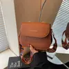 Bolsas Foscas Populares Deste Ano para Mulheres 2025 Nova Tendência Moda Estilo Coreano Versátil de Alta Qualidade Bolsa de Ombro Transversal para Mulheres