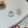 Pendientes de sirena con borde cruzado de plata s925, diseño de nicho de lujo ligero, pendientes de plata, pendientes sencillos para mujer