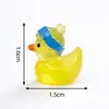 Novo Produto Transfronteiriço Luminoso Versátil Boneca Patinho Amarelo Fofa Decoração DIY Acessórios para Pendurar Enfeites Pequenos de Mesa para Carro