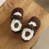 Zapatos de Peluche Estilo Coreano para Niñas 2025 Invierno Nuevos Zapatos de Gorro Antideslizantes con Lazo para Niñas Zapatos de Algodón para Bebé