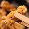 Especialidad de Sichuan Huanglaowu Sabor Original a Cebolla Pequeños Torcidos 408g Snacks Casuales Venta al Mayoreo Torcidos y Pasteles Venta al Mayoreo