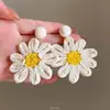 Pendientes Grandes de Flor Estilo Vacaciones de Verano en la Costa, Pendientes Exagerados de Paja Bohemia, Aretes para Mujer, Perfectos para Fotos de Viaje