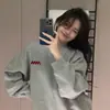 Moletom de Veludo Estilo Coreano Retrô para Mulheres Outono e Inverno 2025 Novo Gola Redonda Solto Estilo Preguiçoso Jaqueta Estudante Grossa Top