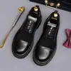 Zapatos de cuero genuino para hombre, estilo retro británico, punta redonda, acabado de gamuza desgastada, construcción de tres piezas, piel de vaca de alta calidad, transpirables, zapatos de cuero casuales para hombre